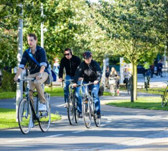 The path to sustainable and healthy urban commuting