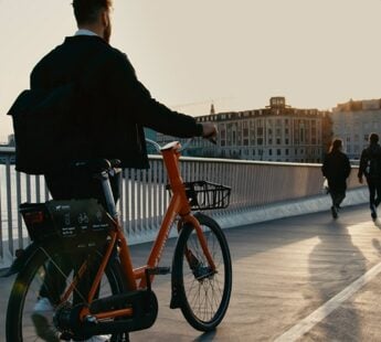 Elevating urban mobility: The role of bike-sharing in modern cities