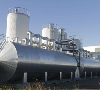 Recycling plastic with enzymes